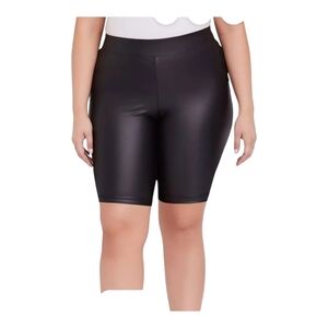 Torrid 4 Black Faux Leather Shorts 4X Stretch Grunge Biker Goth